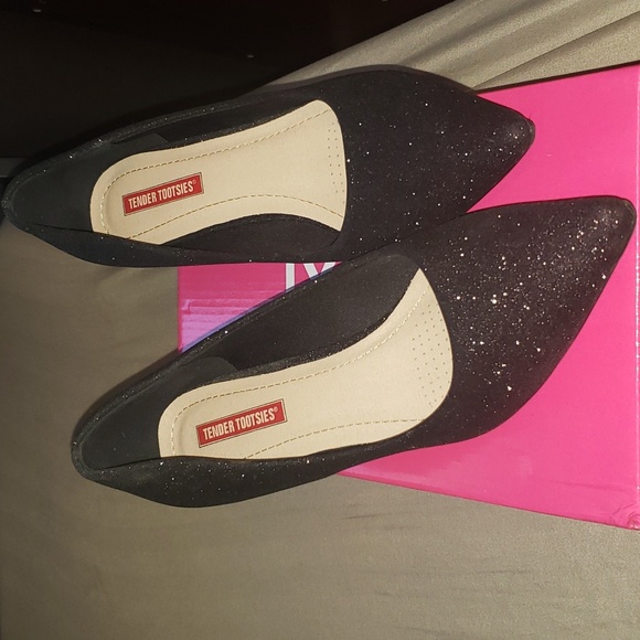 Sparkling Black Heels - Picture 4 of 8